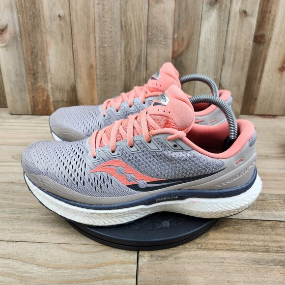 Saucony Triumph 18 Womens size 10 Athletic Running Shoes - Picture 1 of 9